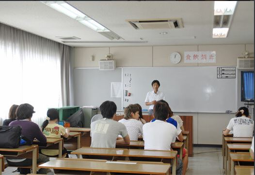 自動車学校の教習指導員見習い（ID：2197）の求人画像４