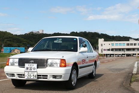 自動車学校の教習指導員（ID：2200）の求人画像５